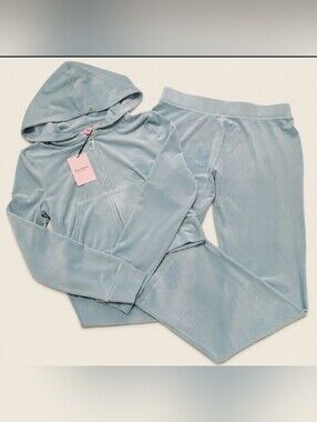 Juicy Couture Pastel Turquoise Velour Zip Hoodie & Pants Set - M